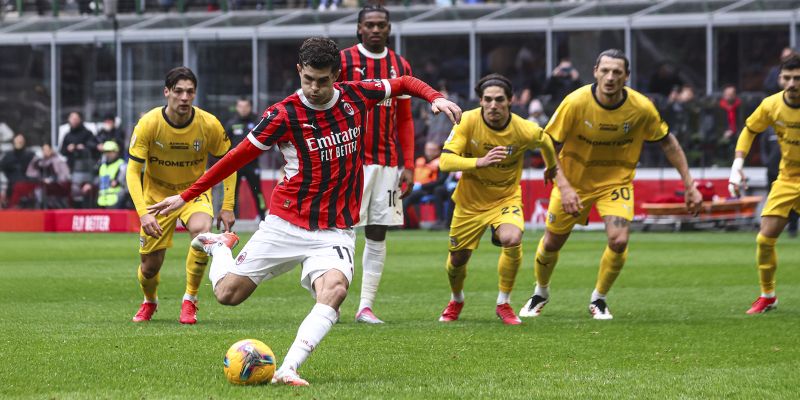 Soi Kèo AC Milan Vs Parma 00h00 23/02 - Serie A AC Milan có lẽ sẽ gặp khó trước Parma