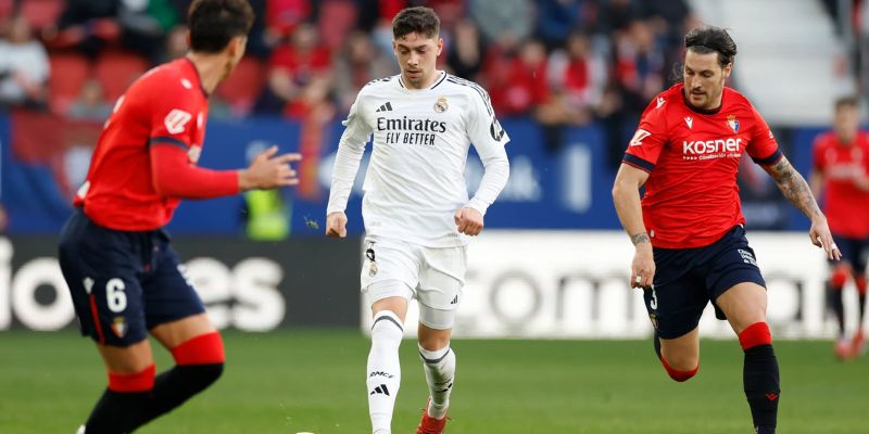 Soi Kèo Osasuna Vs Real Madrid 00h30 22/02 - La Liga Phong độ của Osasuna vs Real Madrid là không tệ