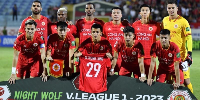 V-League | Giải Đấu Đỉnh Cao Của Làng Bóng Đá Việt Nam V-League là giải đấu cao nhất trong bóng đá Việt Nam