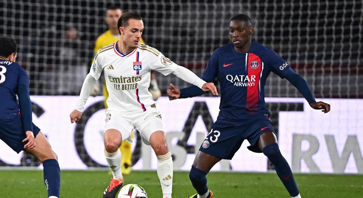 Soi Kèo Paris Saint Germain Vs Lyonnais 01h45 20/04 - Ligue 1 Paris Saint Germain tiếp tục cho thấy phong độ bay cao